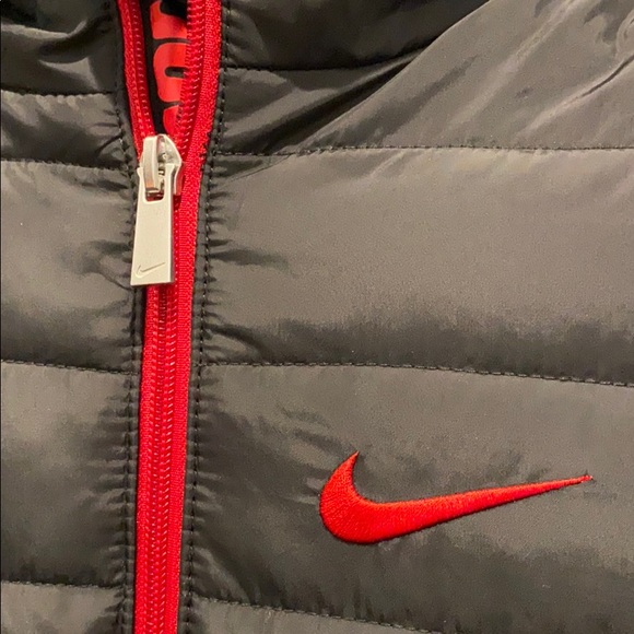 NEW Nike Youth Synthetic Fill Jacket - Picture 5 of 9